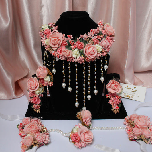 Flower Necklace Set