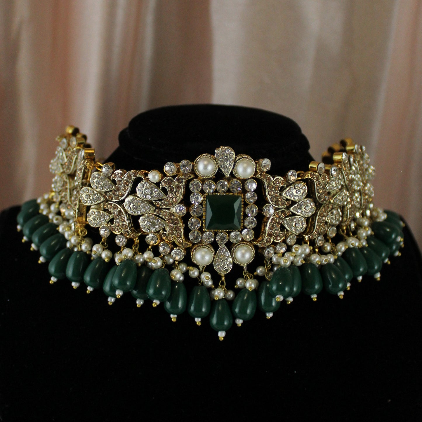 Sona - Choker Set (Green)
