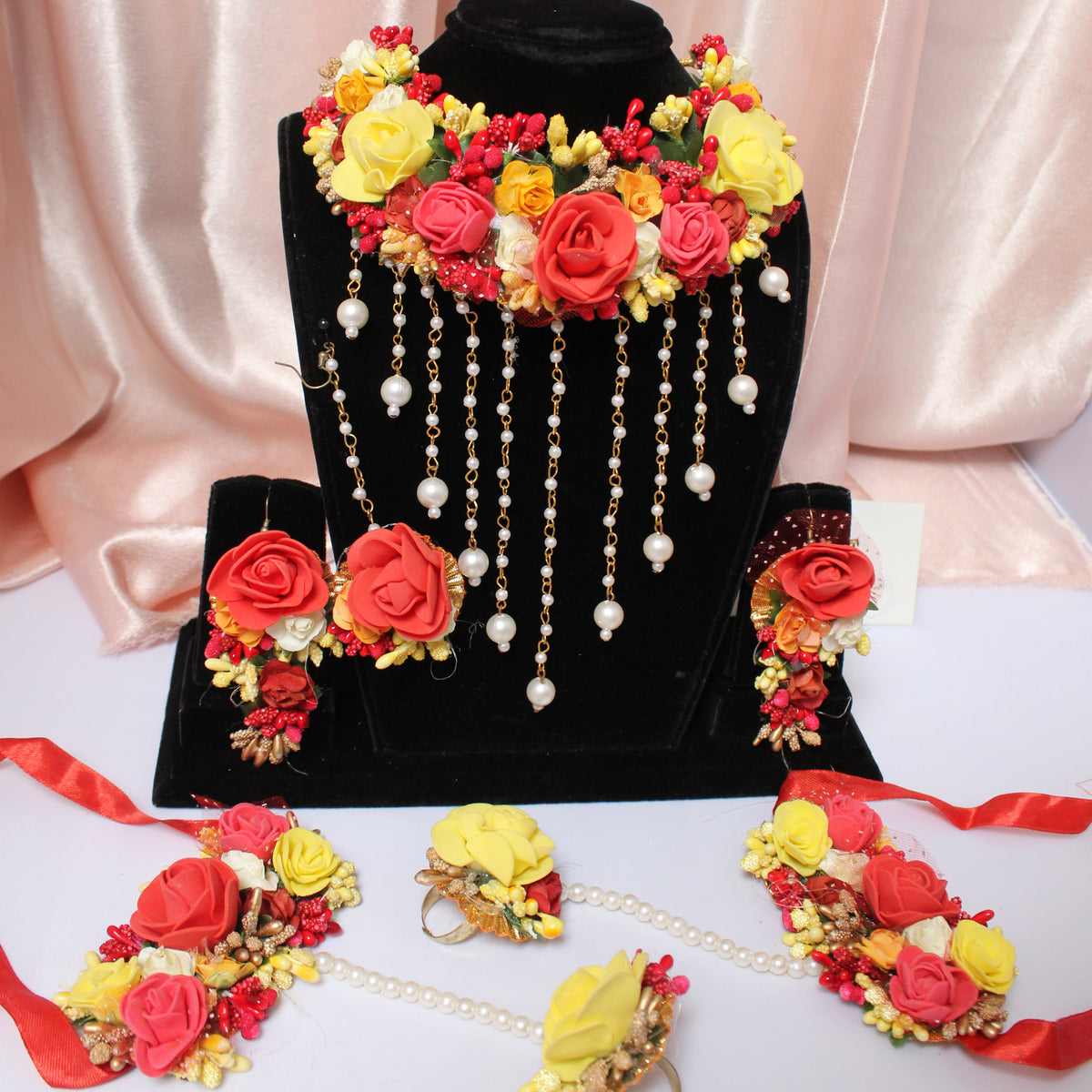 Flower Necklace Set