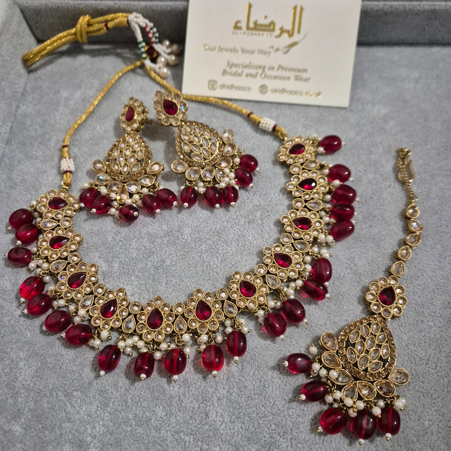 Arwa - Necklace Set