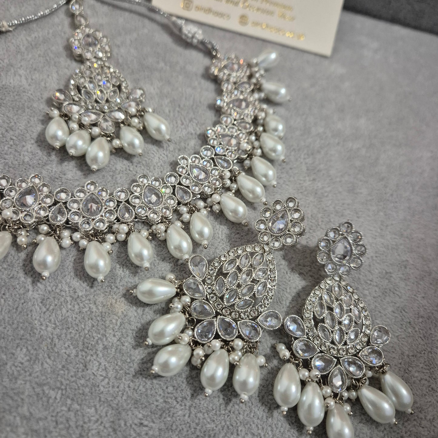 Arwa - Necklace Set