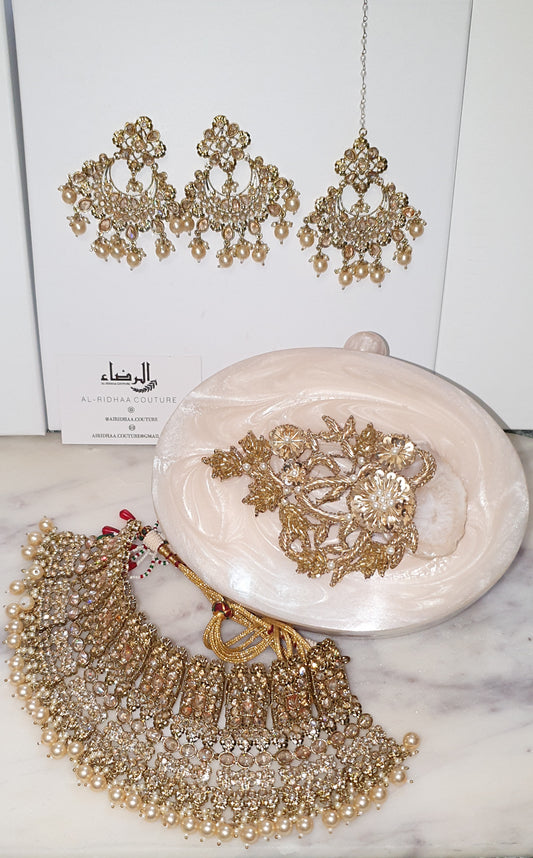 Rihanna -  Pearl Resin Clutch