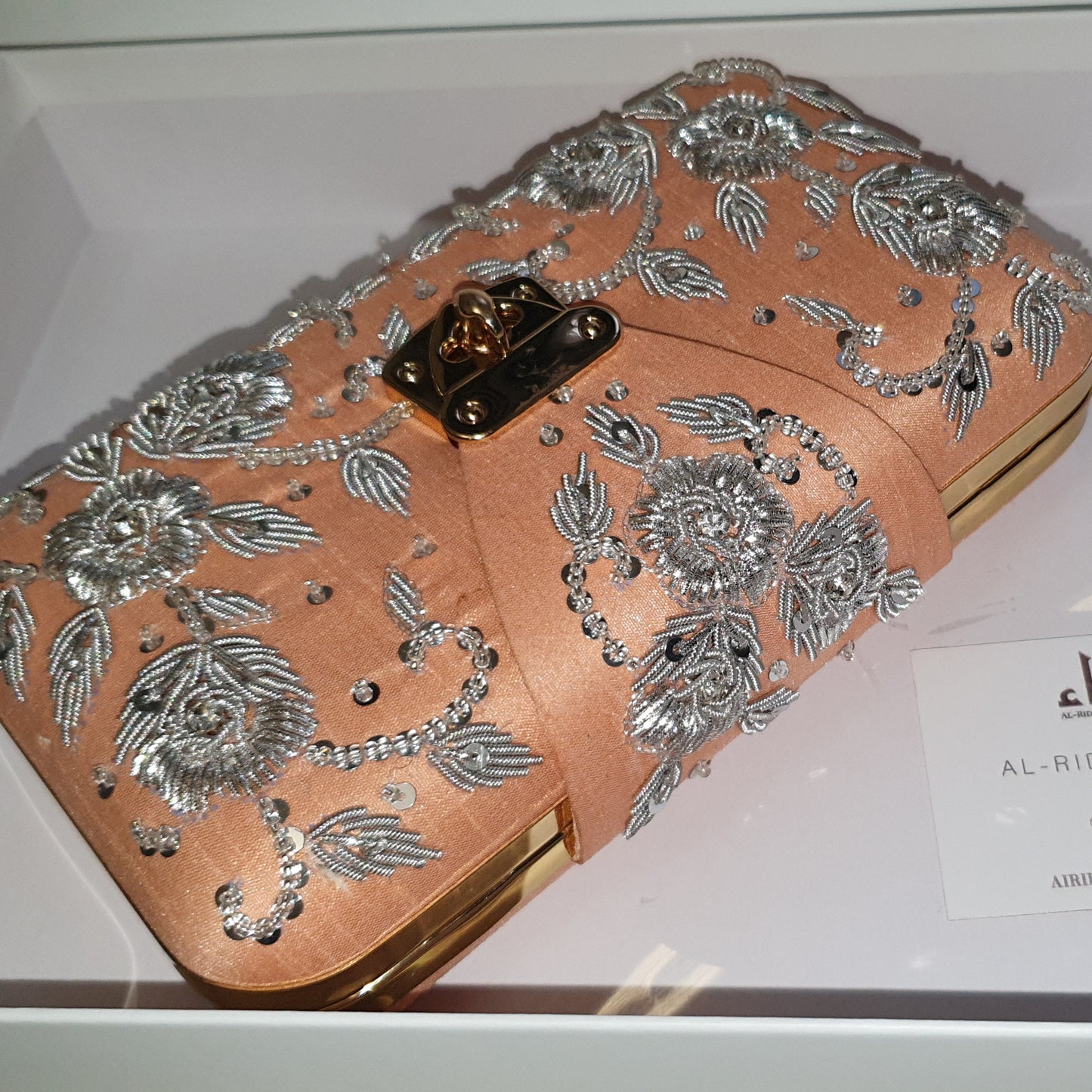 Maryam - Embroidered Clutch