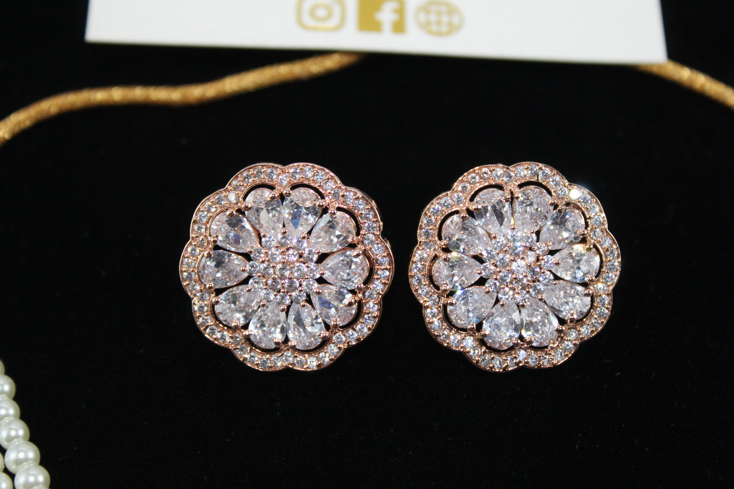 Eternity - Pearl Choker Set