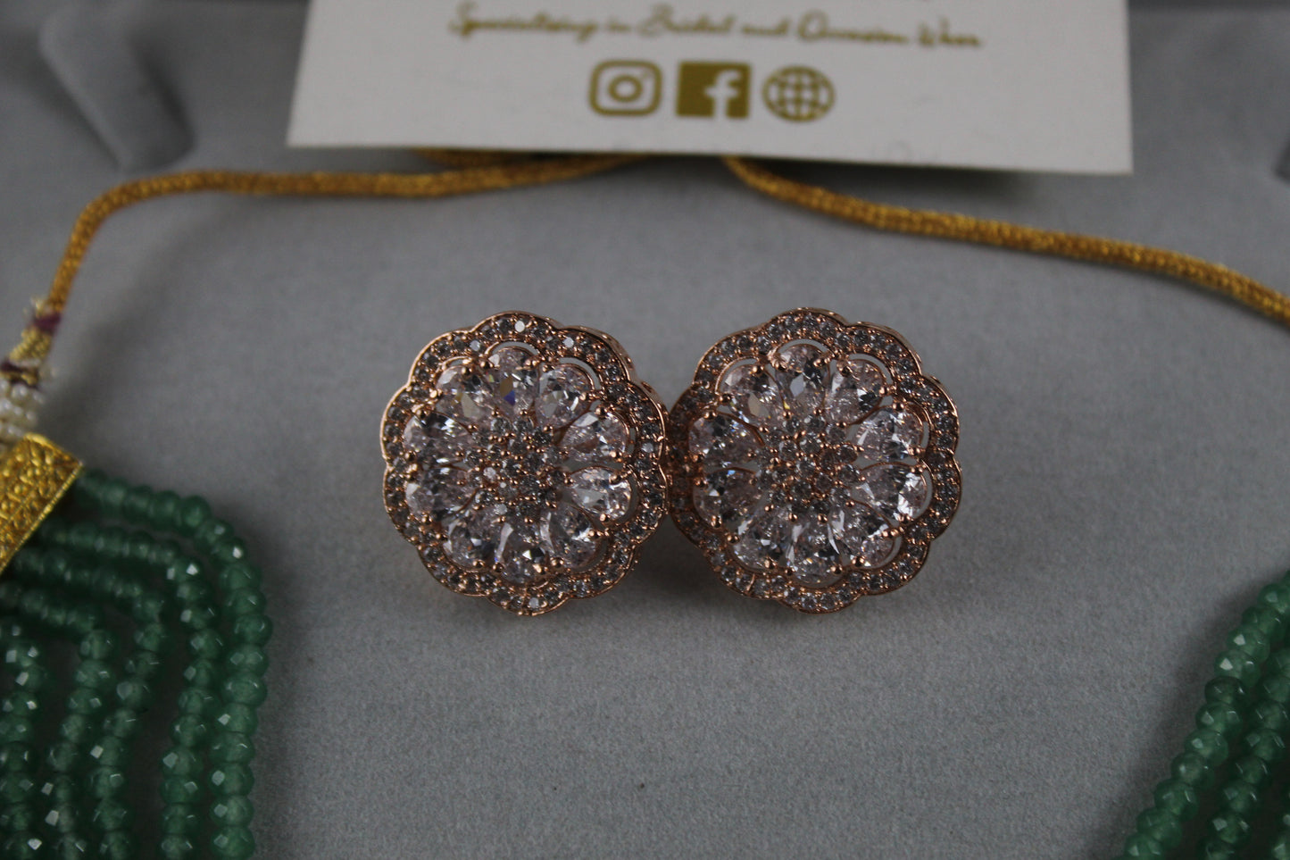 Eternity - Flower Choker Set