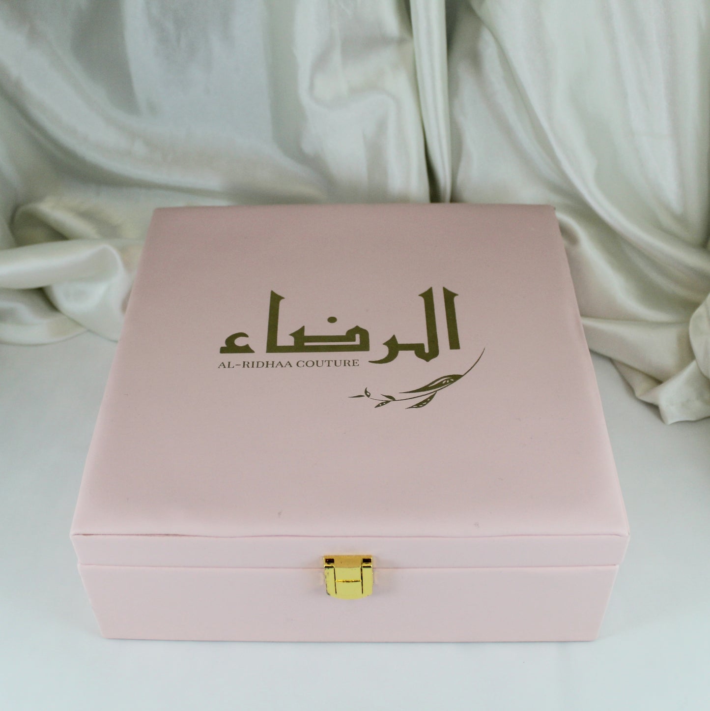 Medium Premium Leather Box