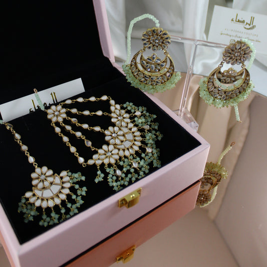 Jasmine - Full Earrings Set (Pastel Green)