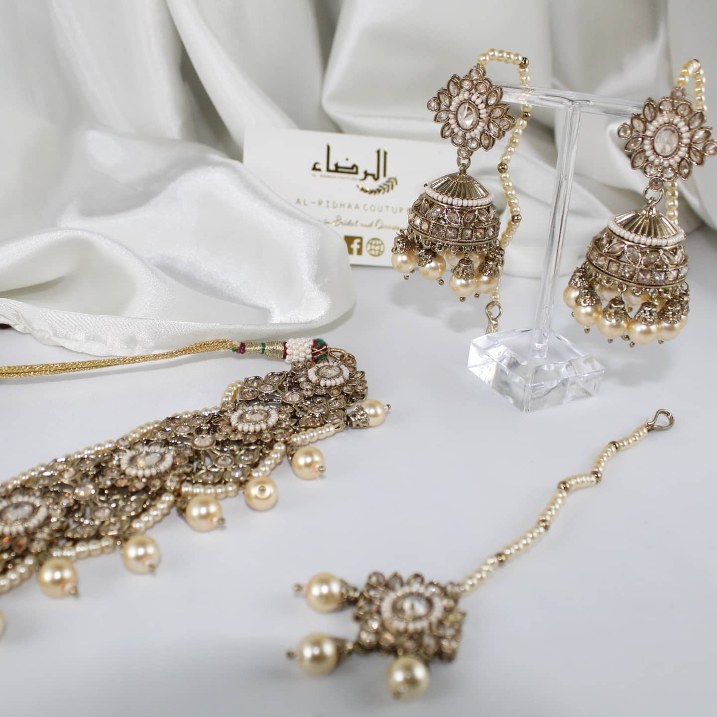 Kiya - Choker Set