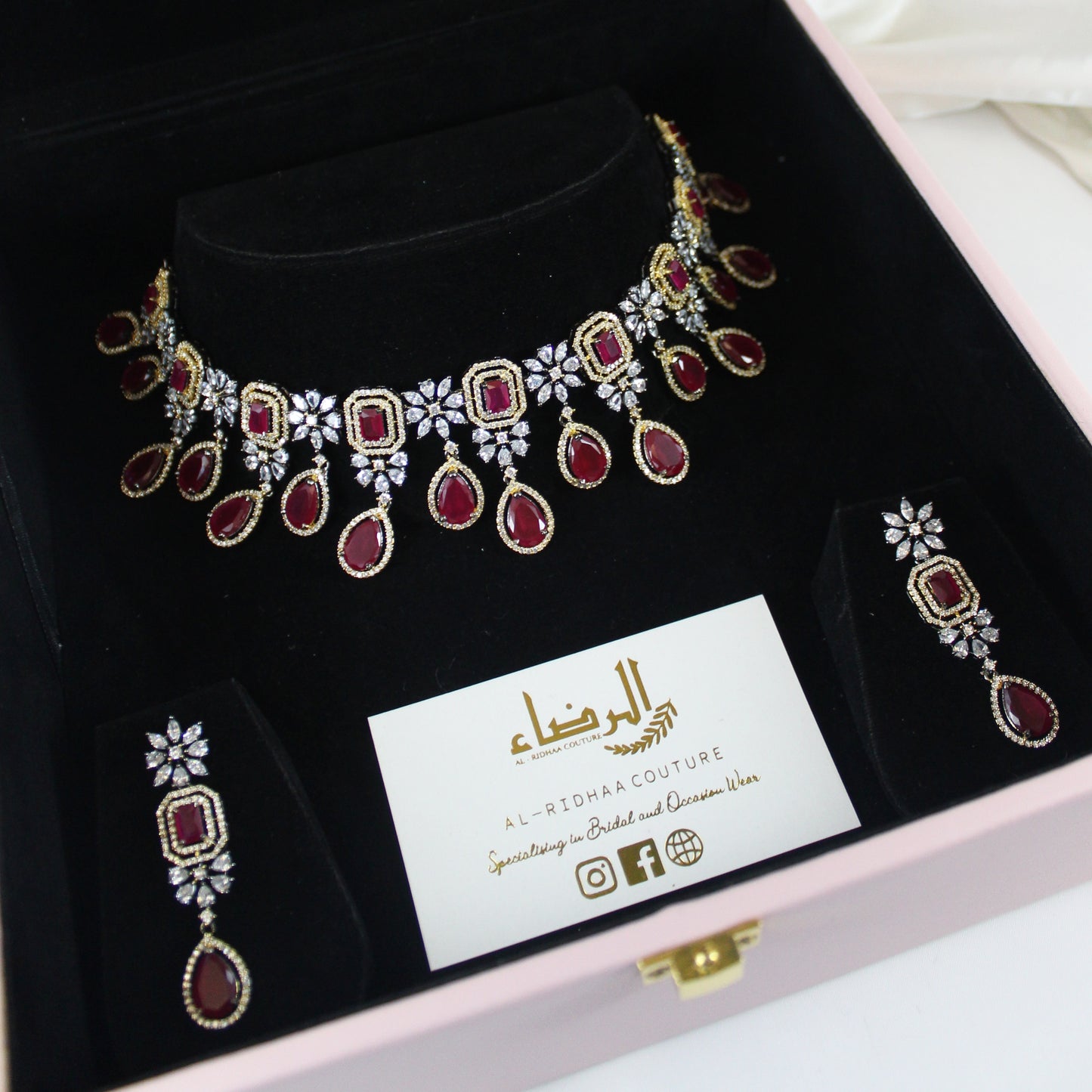 Eternity  - Heer Necklace Set