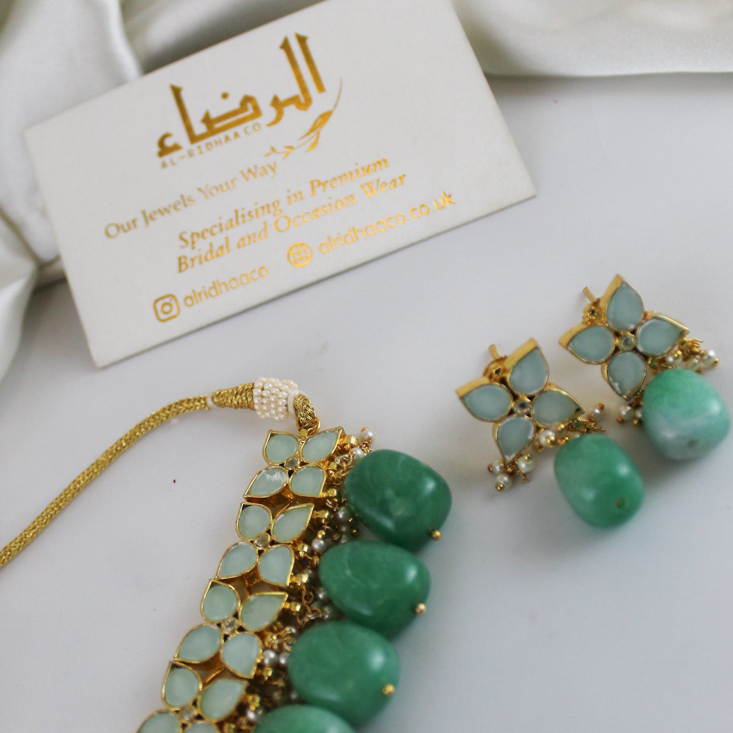 Wallflower - Choker Set