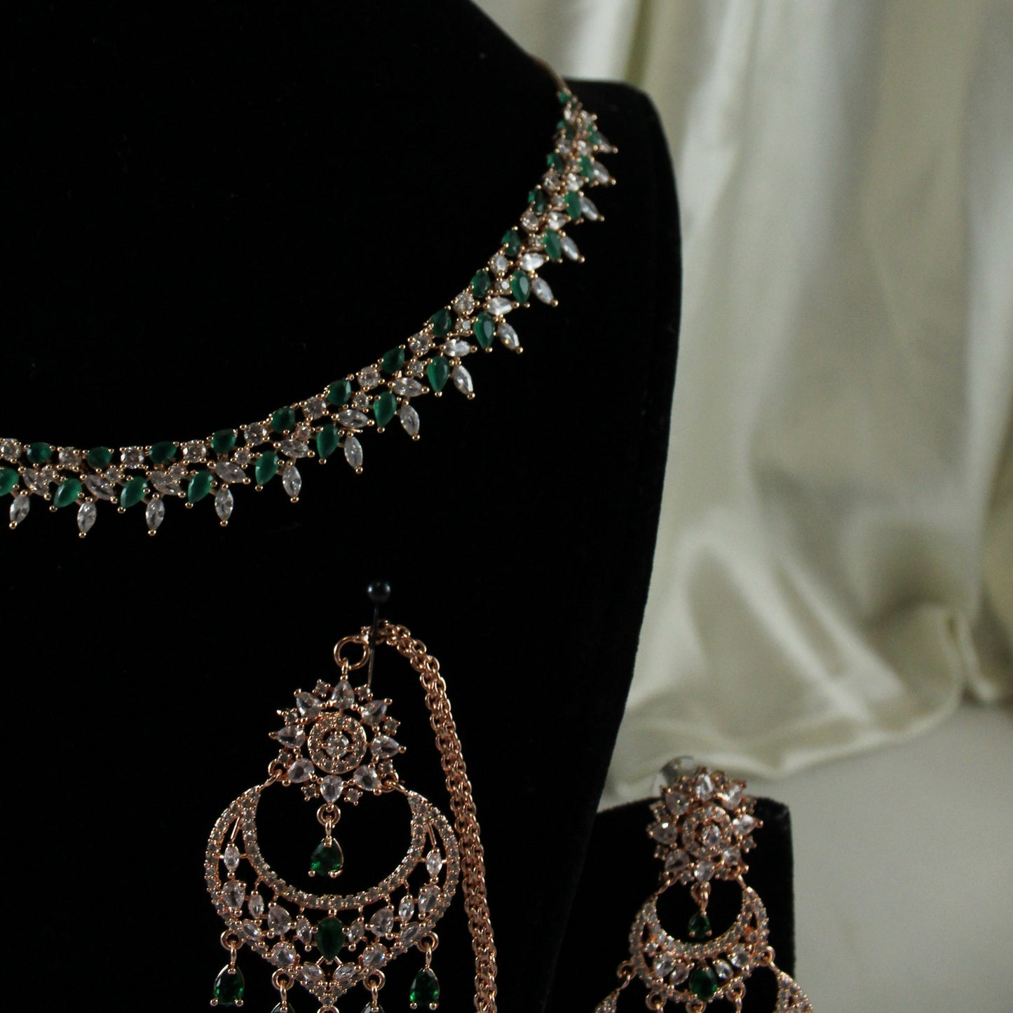 Eternity - Sara Neckace Set