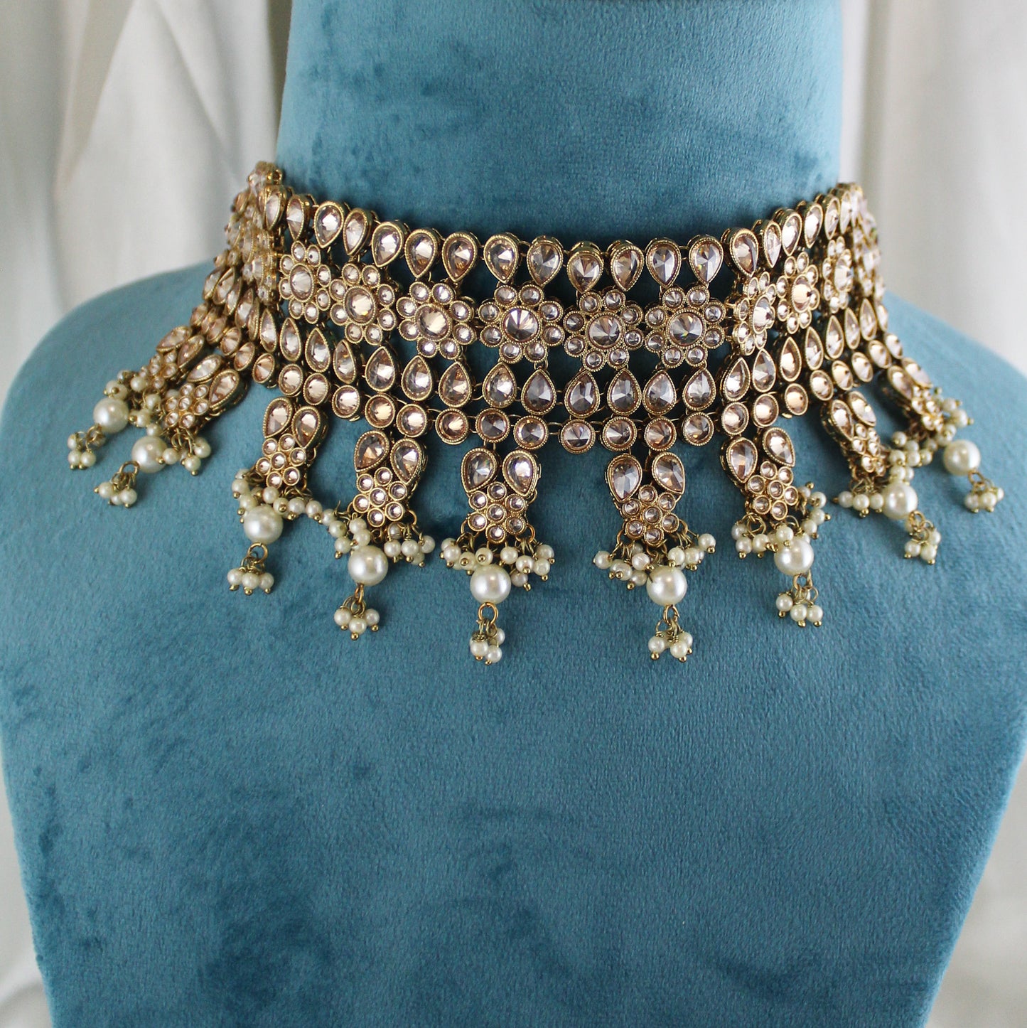 Simran Polki - Choker Set