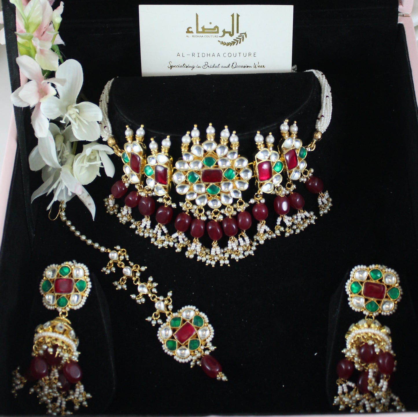 Sana- Pachi Kundan Choker Set