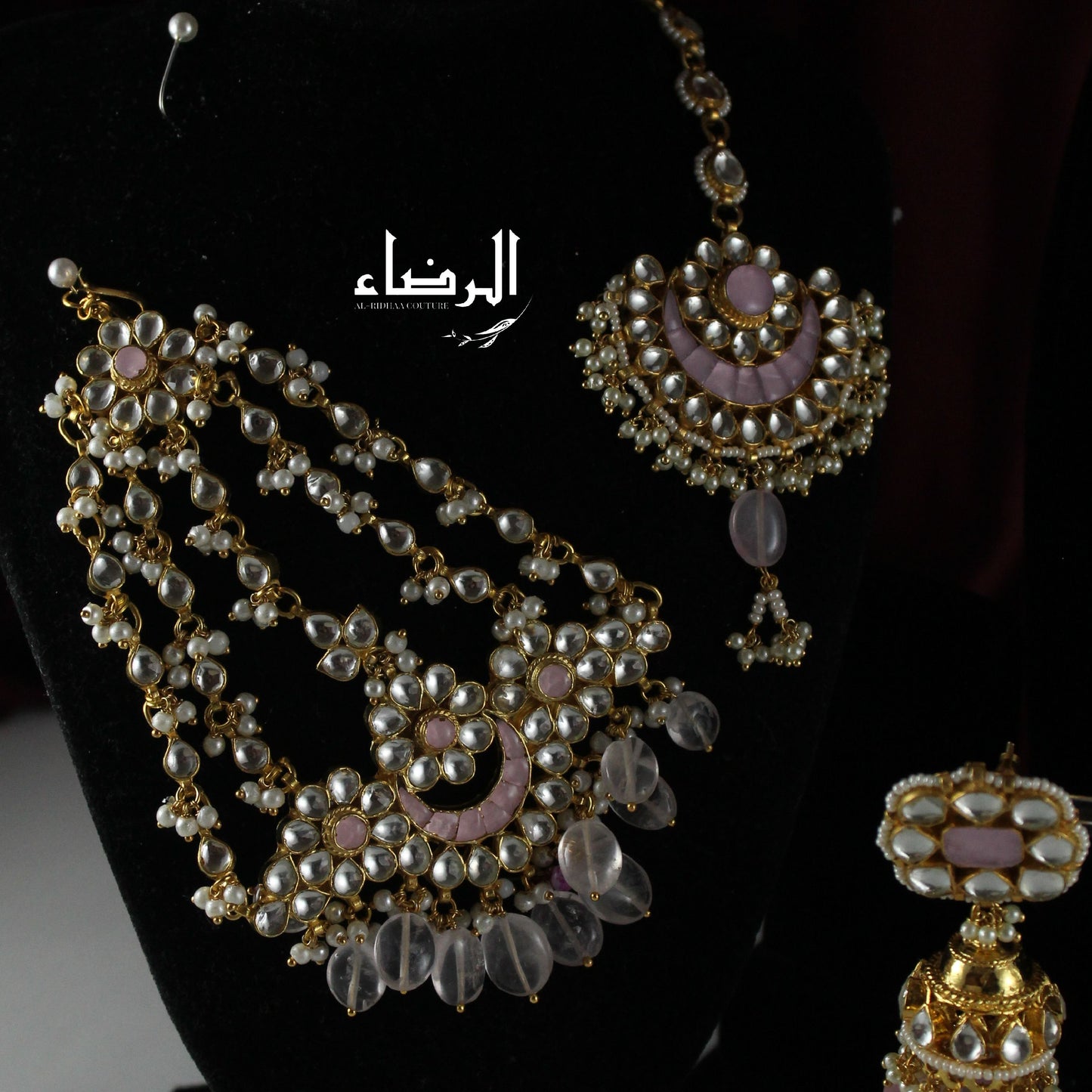 Sana- Pachi Kundan Choker Set