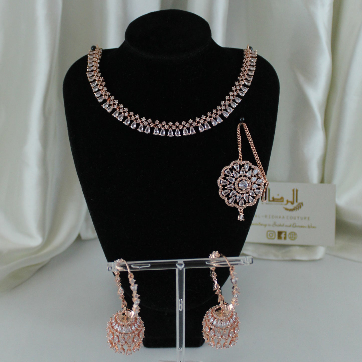 Eternity  -  Zara Necklace Set
