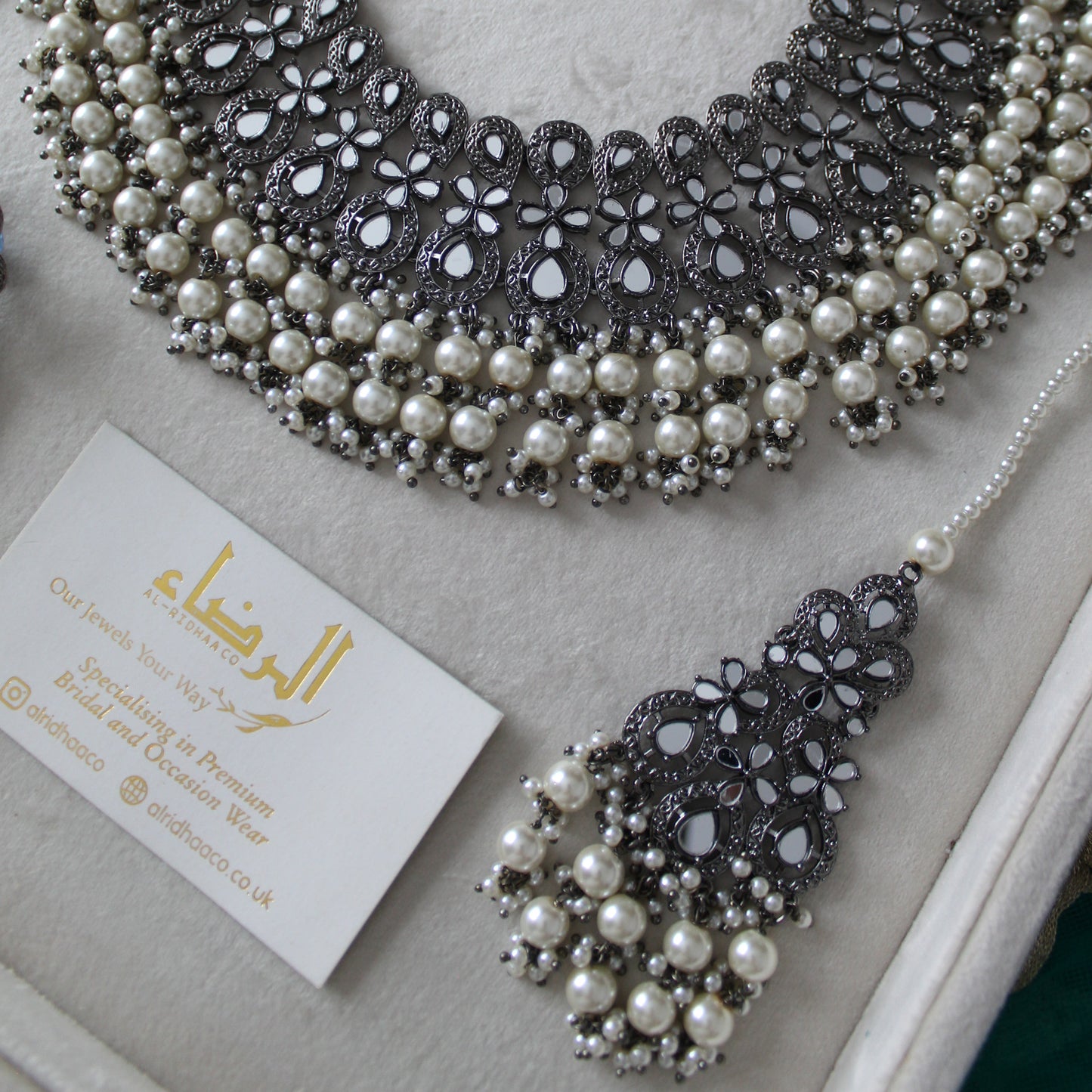 Neelam - Necklace Set