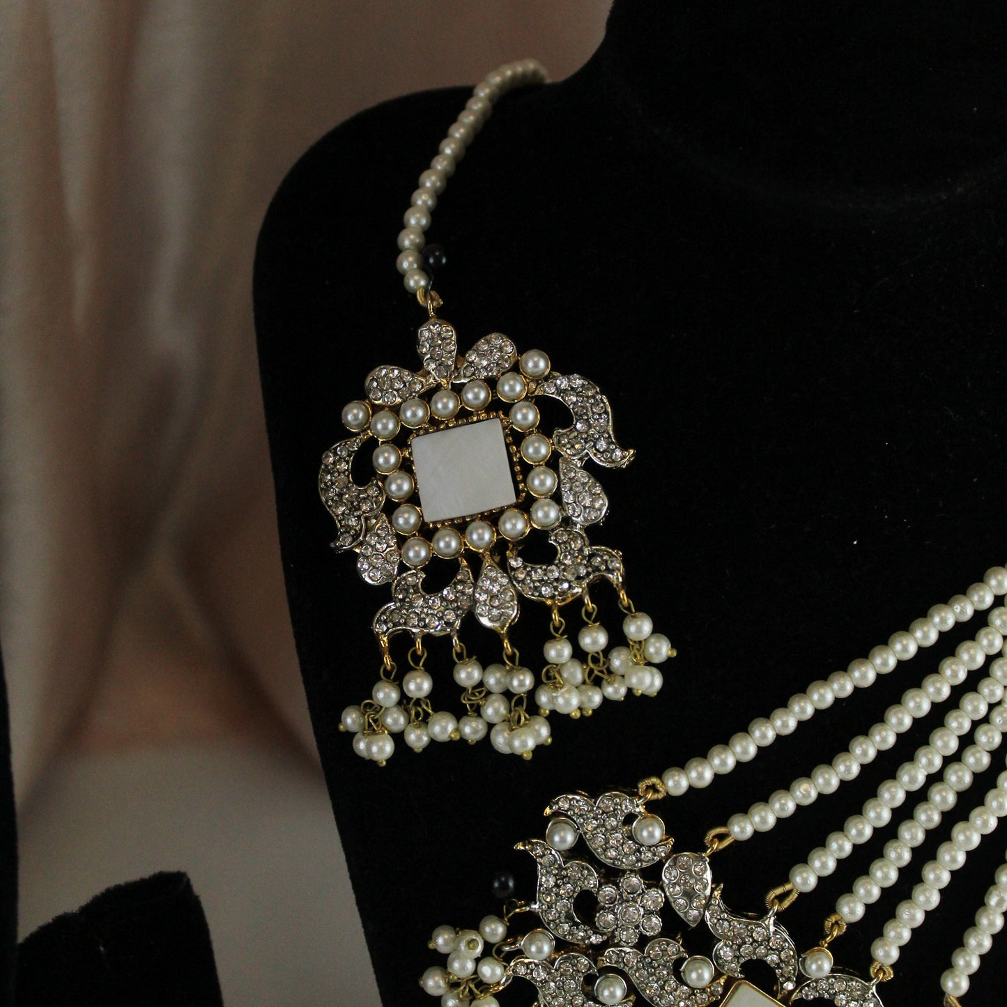 Sona - Choker Set (Silver)