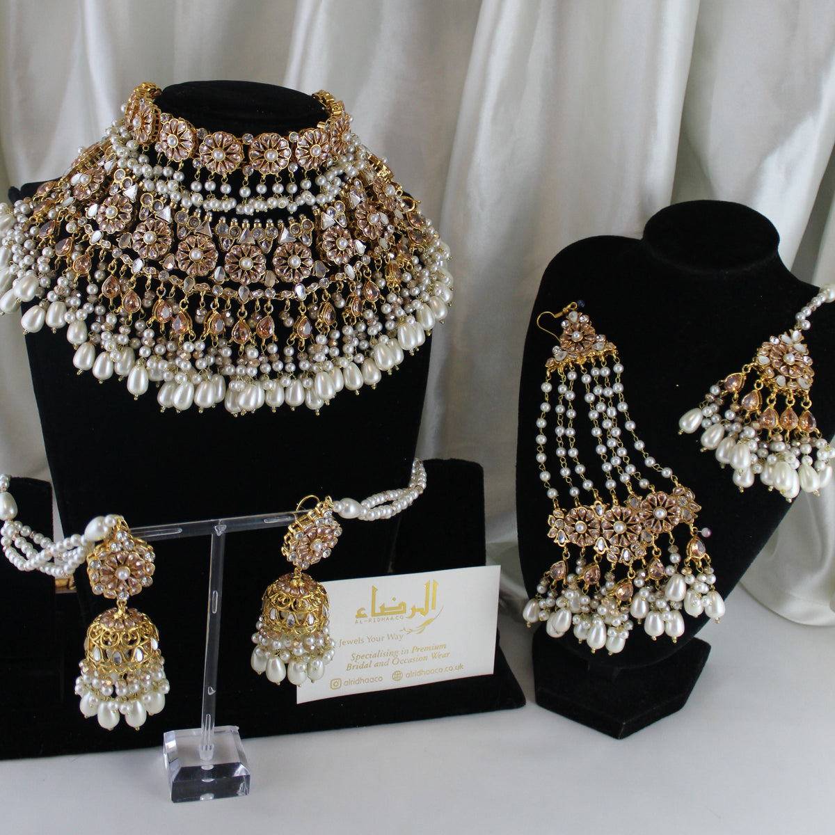 Hoorain -  Bridal Set (White)