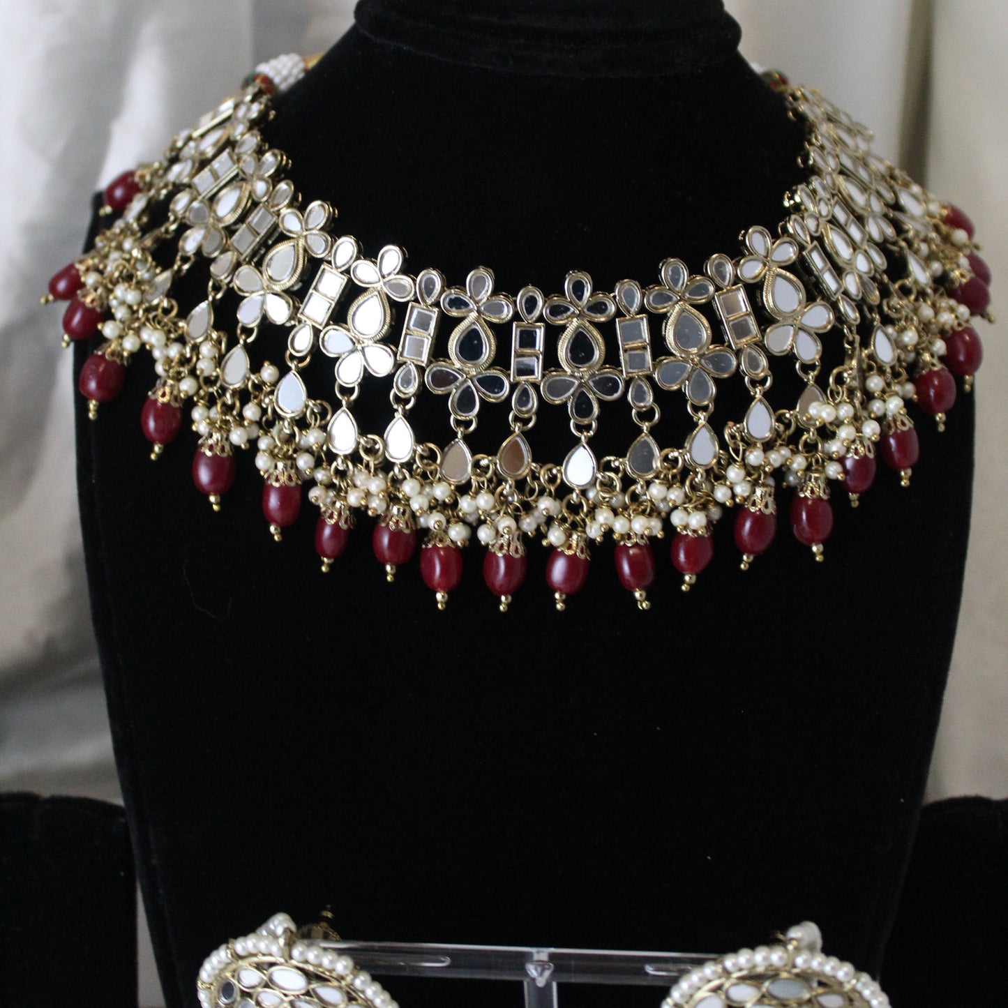 Romsha - Necklace Set