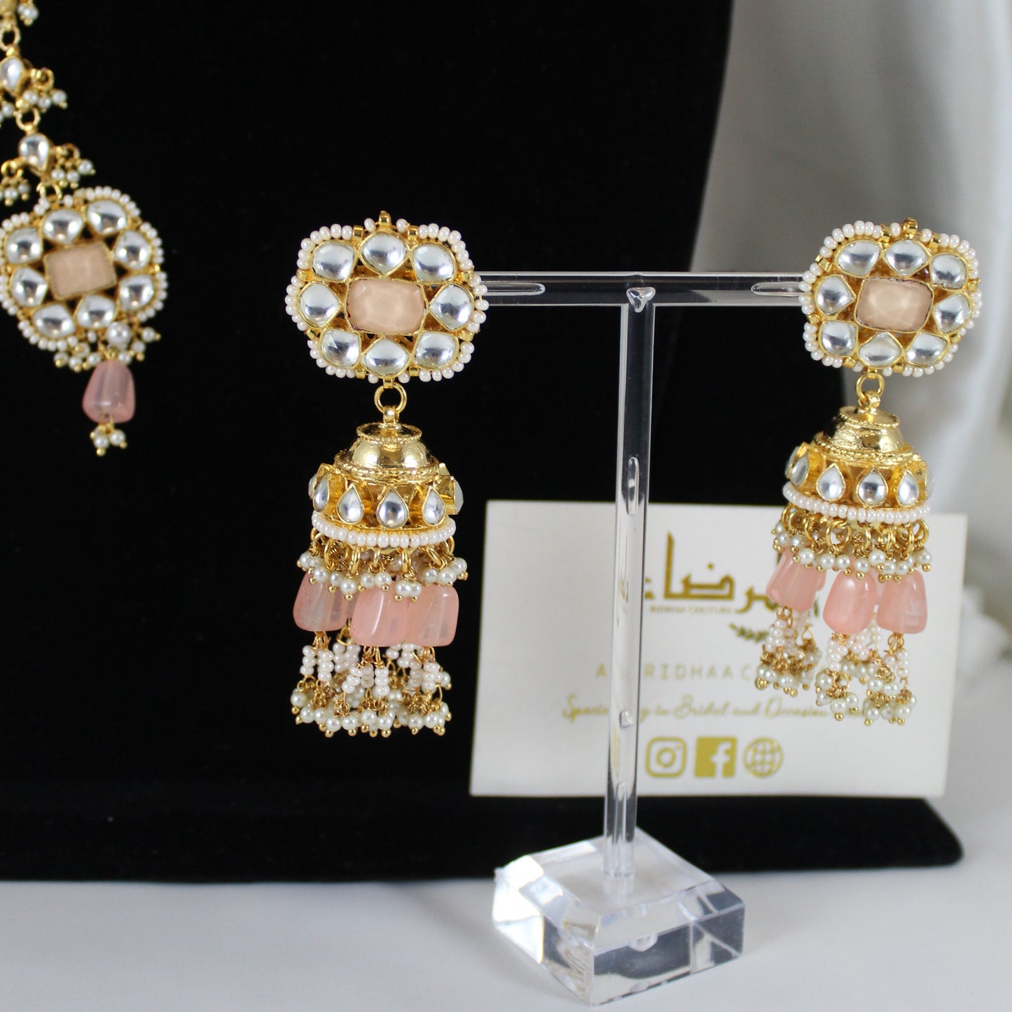 Sana- Pachi Kundan Choker Set