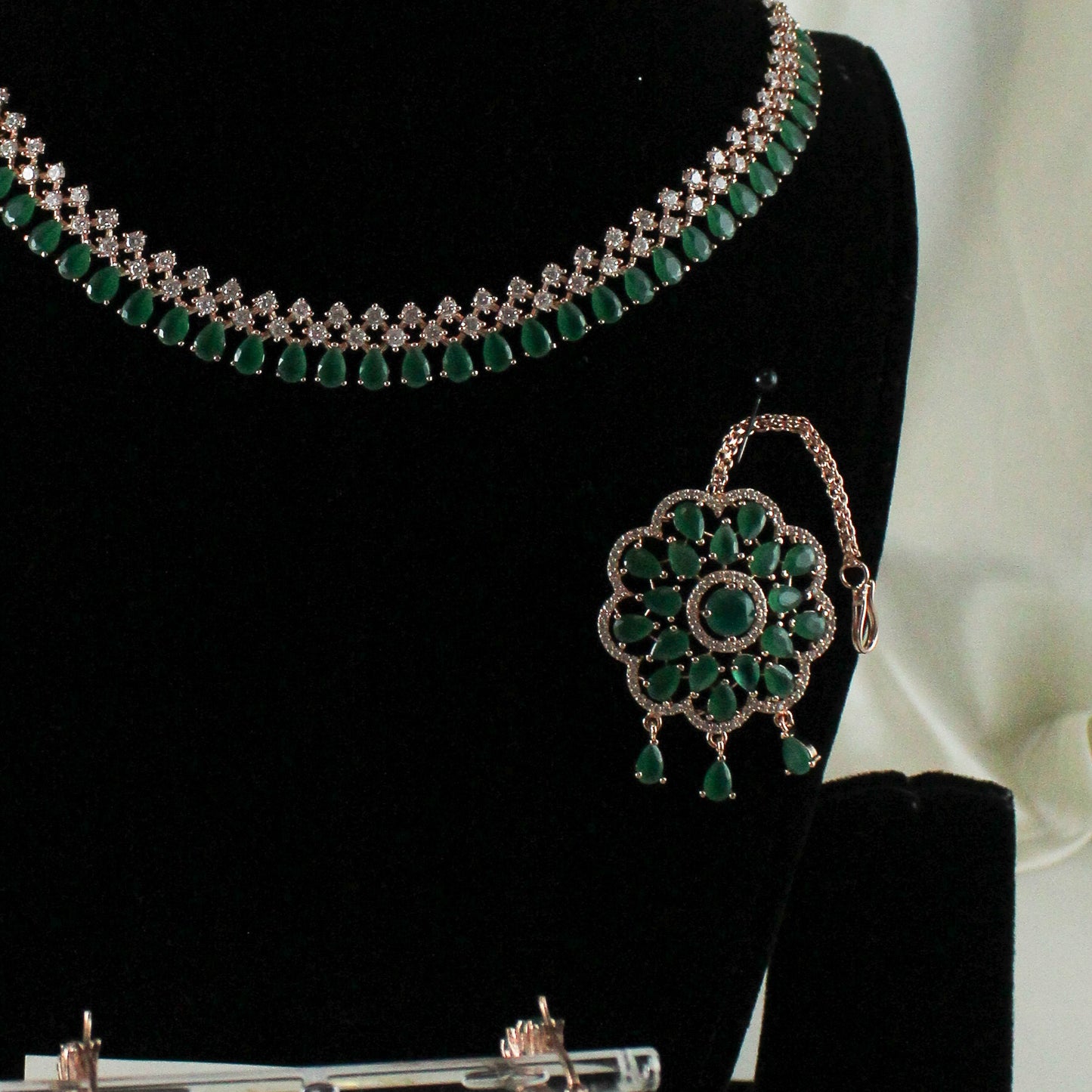 Eternity  -  Zara Necklace Set