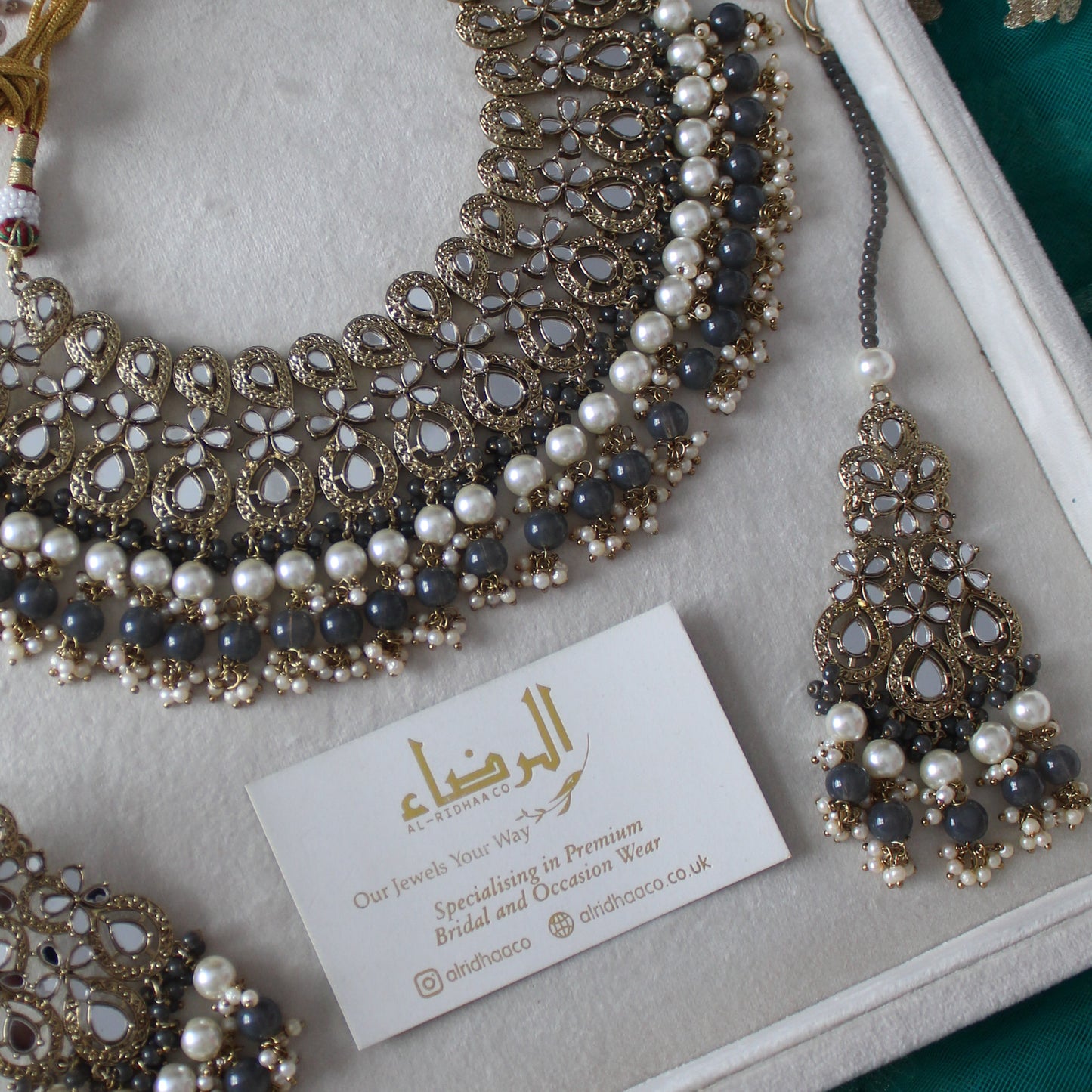 Neelam - Necklace Set