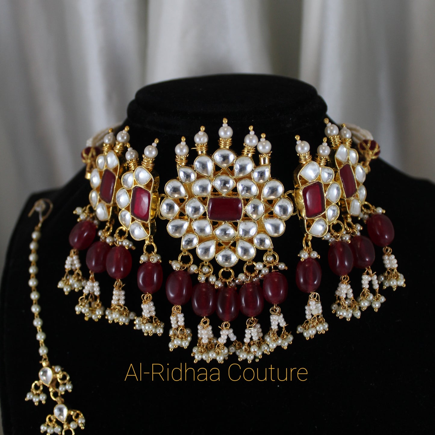 Sana- Pachi Kundan Choker Set
