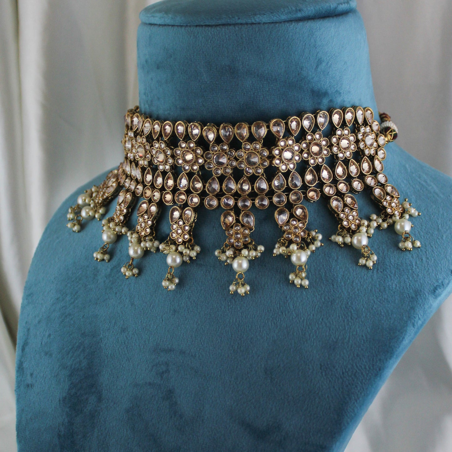 Simran Polki - Choker Set