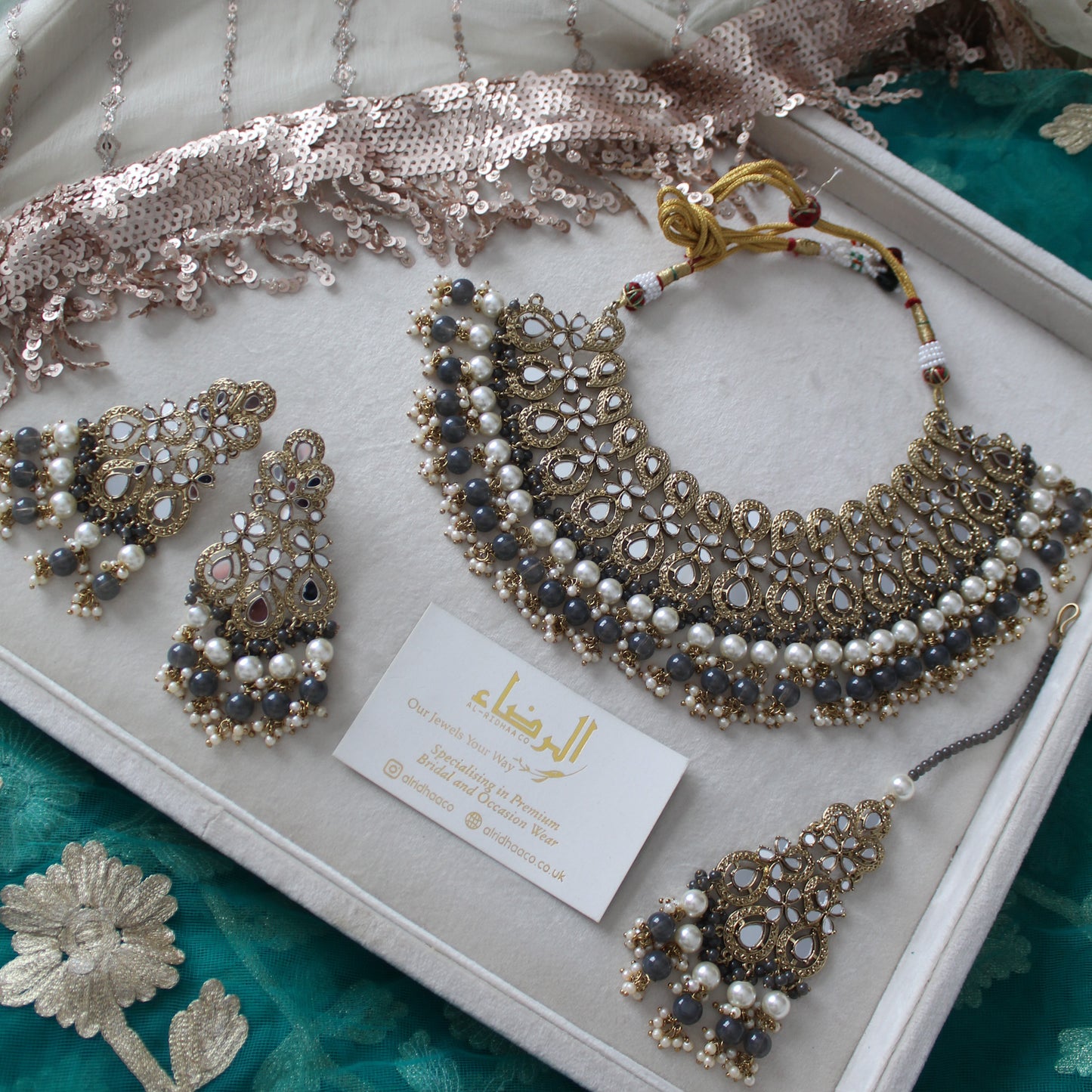 Neelam - Necklace Set
