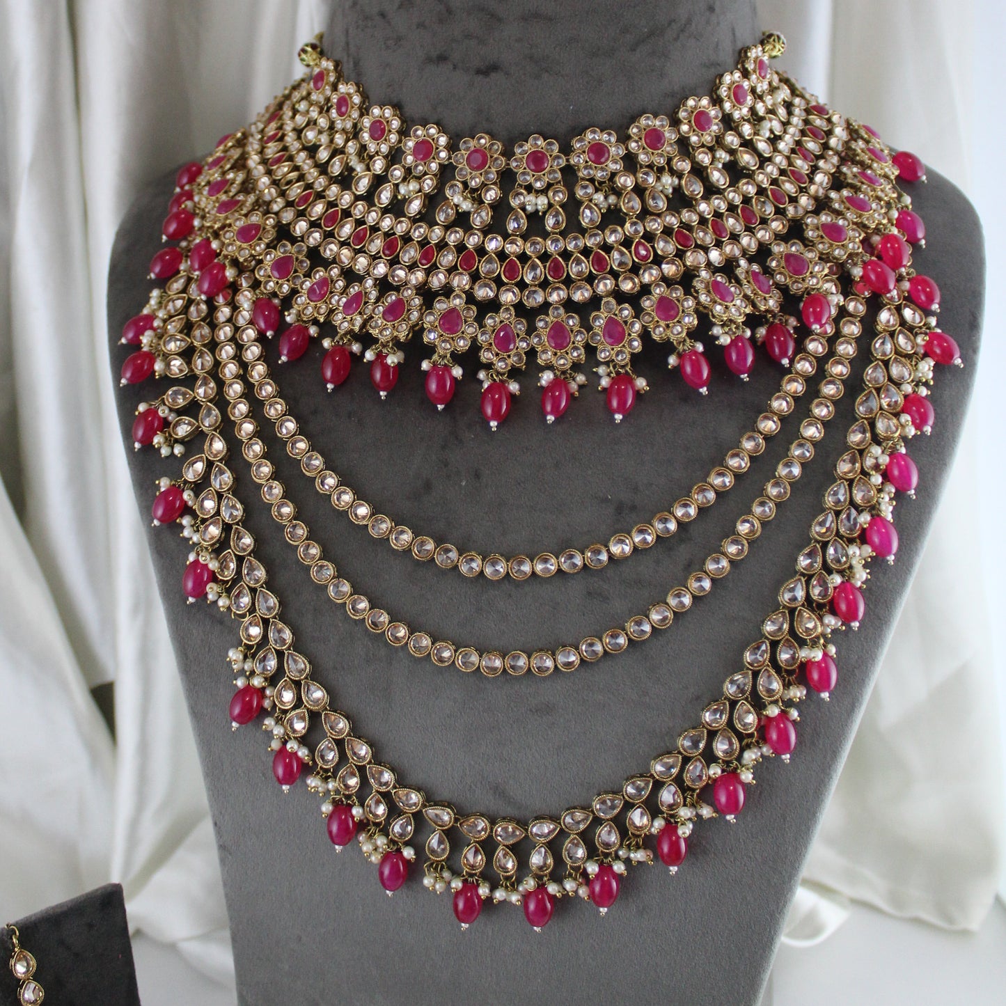 Kiara - Bridal Set (Hot Pink)