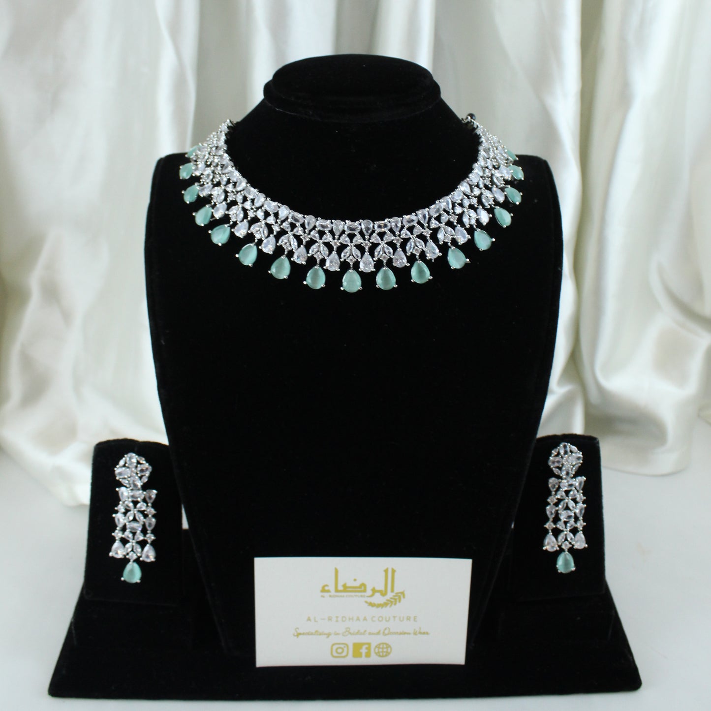 Eternity - Mary Neckace Set