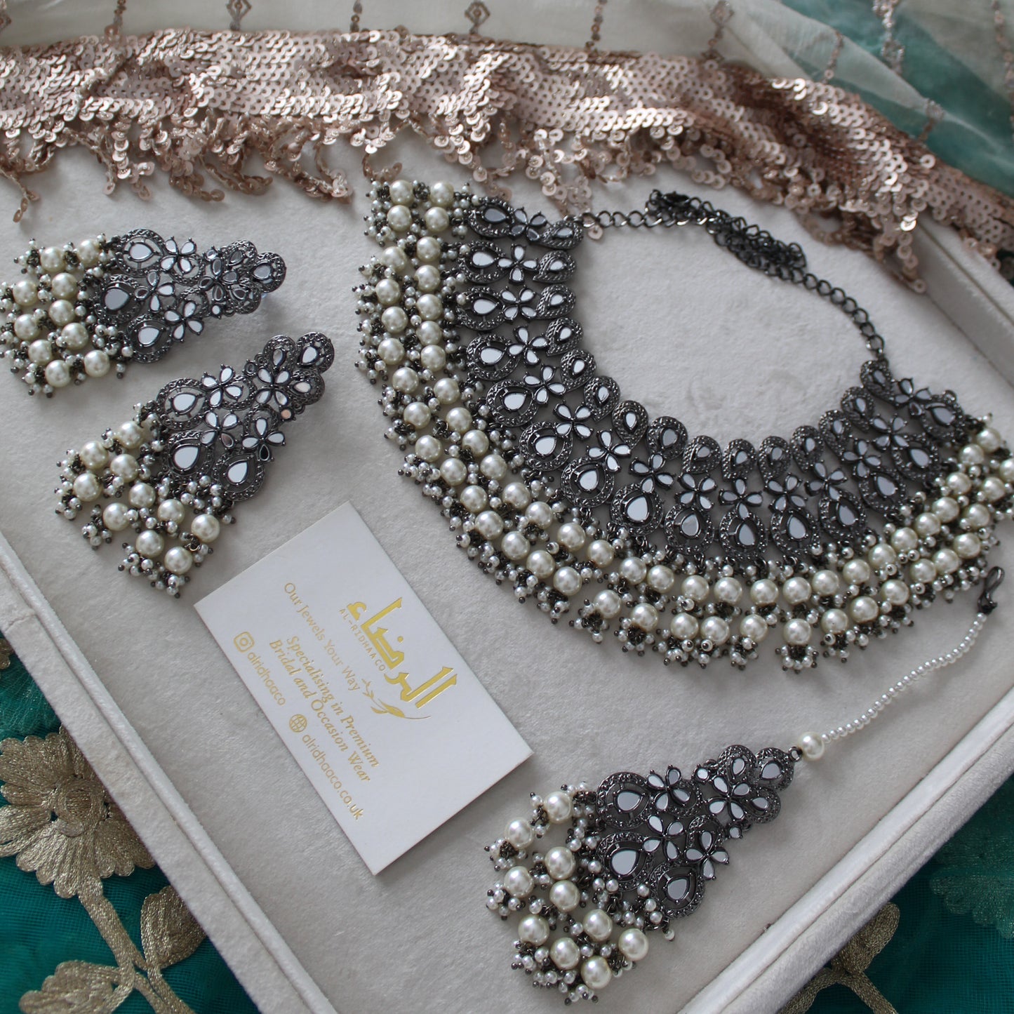 Neelam - Necklace Set