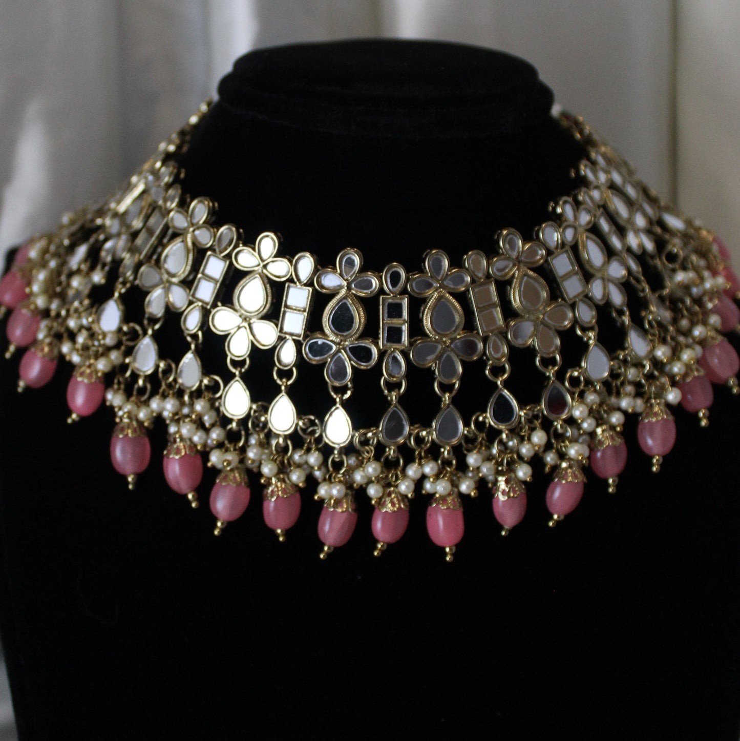 Romsha - Necklace Set