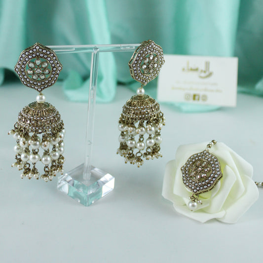 Kia - Jhumkas